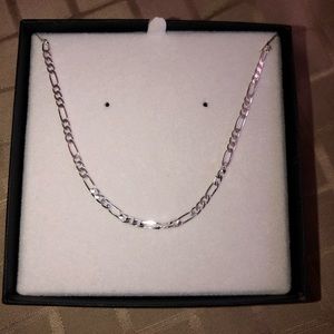 Silver thin chain